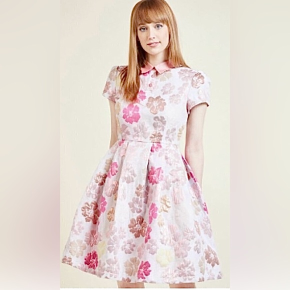 Modcloth Collared Metallic brocade floral print dress Pink White color size XXS - Picture 1 of 10